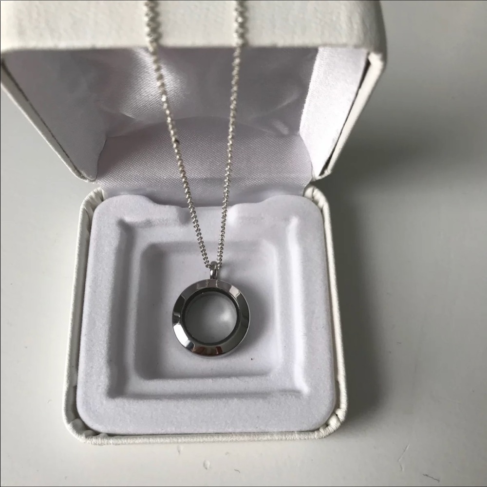 Origami Owl mini silver locket